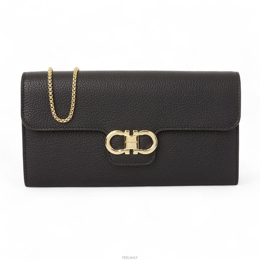 Ferragamo [�񿣺��ǰ��] FERRAGAMO ��󰡸� ���� ��ġ�� ���� ��Ʈ�� ũ�ν���[�񿣺��ǰ��] FERRAGAMO ��󰡸� ���� ��ġ�� ���� ��