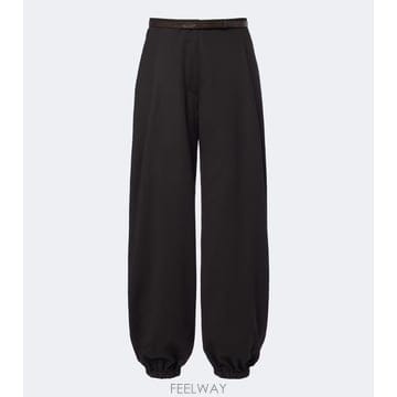 Max Mara 26 FW �������� ��Ƽ�� �� ������ ���̵� ���� TP58169531026 FW �������� ��Ƽ�� �� ������ ���̵� ���� TP58169531