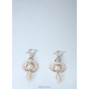 26 FW 비비안웨스트우드 여성 Aida Earrings 6202018Q 02P543 P543 TP87782