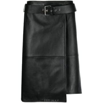 Moschino 26 FW ��Ű�� ��Ʈ ���̽�Ʈ ���� ���� J37070270 TP45895040126 FW ��Ű�� ��Ʈ ���̽�Ʈ ���� ���� J37070270 TP458