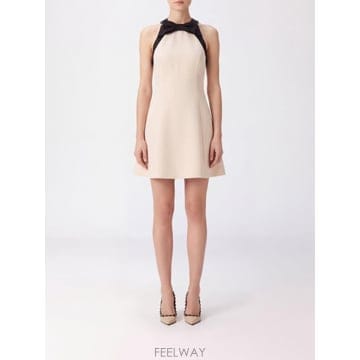 Valentino �߷�Ƽ�� ����ٴ� ���� ���ǽ� VAKH41CF TP647221305�߷�Ƽ�� ����ٴ� ���� ���ǽ� VAKH41CF TP647221305