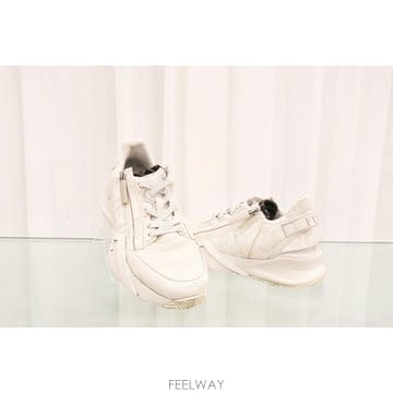 FENDI �߰� ��� �÷ο� ȭ��Ʈ ���� �ο�ž ����Ŀ�� �ȭ 8E8035�߰� ��� �÷ο� ȭ��Ʈ ���� �ο�ž ����Ŀ�� �ȭ 8E