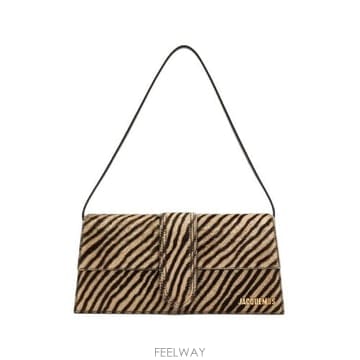 자크뮈스 LE BAMBINO LONG LEATHER SHOULDER BAG