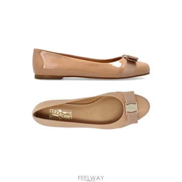 Ferragamo 26SS �ٸ��� VARINA NEW �÷����� �Ƹ���Ƽ 078203826SS �ٸ��� VARINA NEW �÷����� �Ƹ���Ƽ 0782038