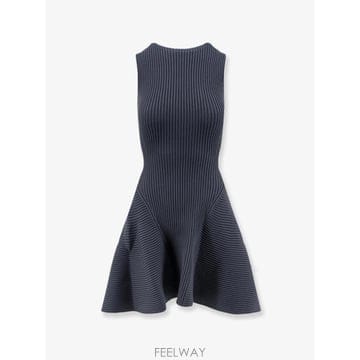 Alaia [N85]�˶��̾� AA9R3250K303D ���� ���ǽ� �巹�� ������Ʈ ALAIA Ribbed Skater[N85]�˶��̾� AA9R3250K303D ���� ���ǽ� �巹�� ������
