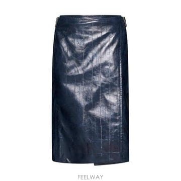 Bottega Veneta 26 FW ���װ� ����Ÿ ������ ���� �̵� ��ĿƮ 4217 743739V2QS026 FW ���װ� ����Ÿ ������ ���� �̵� ��ĿƮ 4217 74373