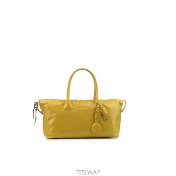 Miu Miu [W63]�̿�̿� 5BA335VOOO2A44 F0322 ���� ��Ʈ�� ž�ڵ�� ���۹� BORSE A SPALL[W63]�̿�̿� 5BA335VOOO2A44 F0322 ���� ��Ʈ�� ž�ڵ�