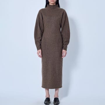 Max Mara 26 FW �������� �� ������ ���̳� ��Ƽ�� �巹�� 2621626013600 00226 FW �������� �� ������ ���̳� ��Ƽ�� �巹�� 26216260