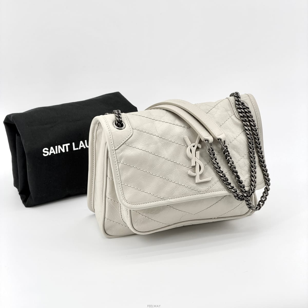 Saint Laurent [����ǰ��] ���� �Ի��ζ� ��Ű�� ���̺� ����� ũ�� 633160[����ǰ��] ���� �Ի��ζ� ��Ű�� ���̺� ����� ũ�� 633