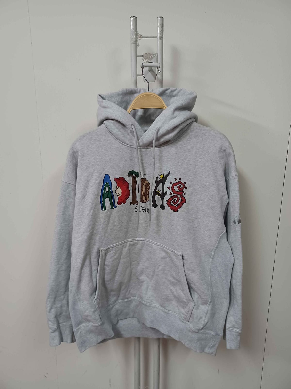 Adidas ��ȫ����/N-10760/�Ƶ�ٽ� ��ǰ ������ �ĵ� Ƽ���� 105��ȫ����/N-10760/�Ƶ�ٽ� ��ǰ ������ �ĵ� Ƽ���� 105
