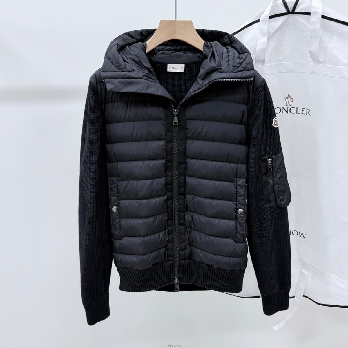 Moncler [S+��/L] ��Ŭ���� Ʈ���� �ĵ� ��Ʈ�е� ����[S+��/L] ��Ŭ���� Ʈ���� �ĵ� ��Ʈ�е� ����