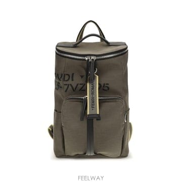 FENDI 26FW ��� ���� 7VZ095B12V F0ZPQ GREEN26FW ��� ���� 7VZ095B12V F0ZPQ GREEN