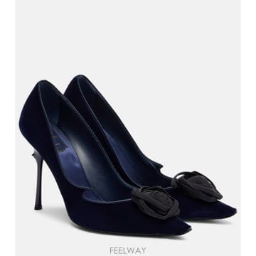 국내출고 로저비비에 Rose Vivier 100 플로럴 아플리케 벨벳 펌프스