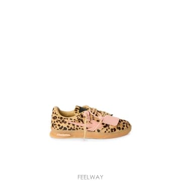 Off White �δ��� Off-White ����ȭ��Ʈ �����ĵ� ������ ����Ŀ���δ��� Off-White ����ȭ��Ʈ �����ĵ� ������ ����Ŀ��