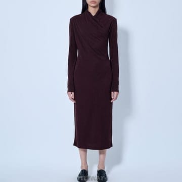 Max Mara 26 FW �������� ��ø�Ʈ�� �巹���� ���ڽ� 2621626022600 00126 FW �������� ��ø�Ʈ�� �巹���� ���ڽ� 2621626022