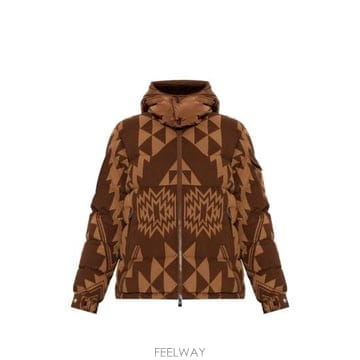 Moncler 26FW ��Ŭ���� �е� 599ZO 1A002 40 S22 BROWN NEUTRALS26FW ��Ŭ���� �е� 599ZO 1A002 40 S22 BROWN NEUTRALS