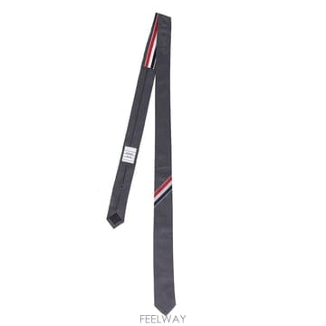 Thom Browne 26FW ����� RWB ��Ʈ������ ��Ÿ�� MNL001A 00991 02526FW ����� RWB ��Ʈ������ ��Ÿ�� MNL001A 00991 025
