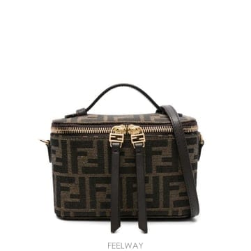 FENDI 26FW ��� ���Ƽ FF ��ī�� �к긯 �̴Ϲ� 8BS108 AFPMF1GL7 BROWN26FW ��� ���Ƽ FF ��ī�� �к긯 �̴Ϲ� 8BS108 AFPMF1