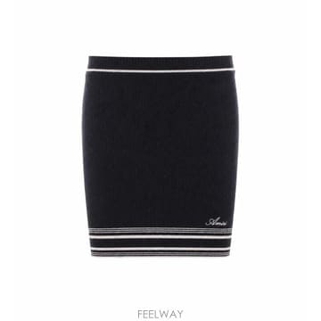 Amiri 26FW �ƹ̸� �̵� ��ĿƮ 426SK002 BLACK26FW �ƹ̸� �̵� ��ĿƮ 426SK002 BLACK