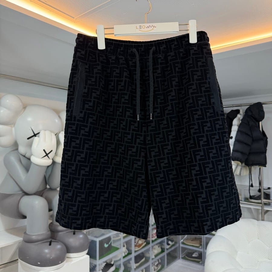 FENDI ��� FF Ǯ ��Ƽ�� ��ư ���� ���´� �ݹ������ FF Ǯ ��Ƽ�� ��ư ���� ���´� �ݹ���