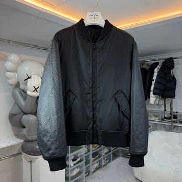 루이비통 LV 모노그램 토뤼옹 레더 믹스 리버시블 블루종 자켓