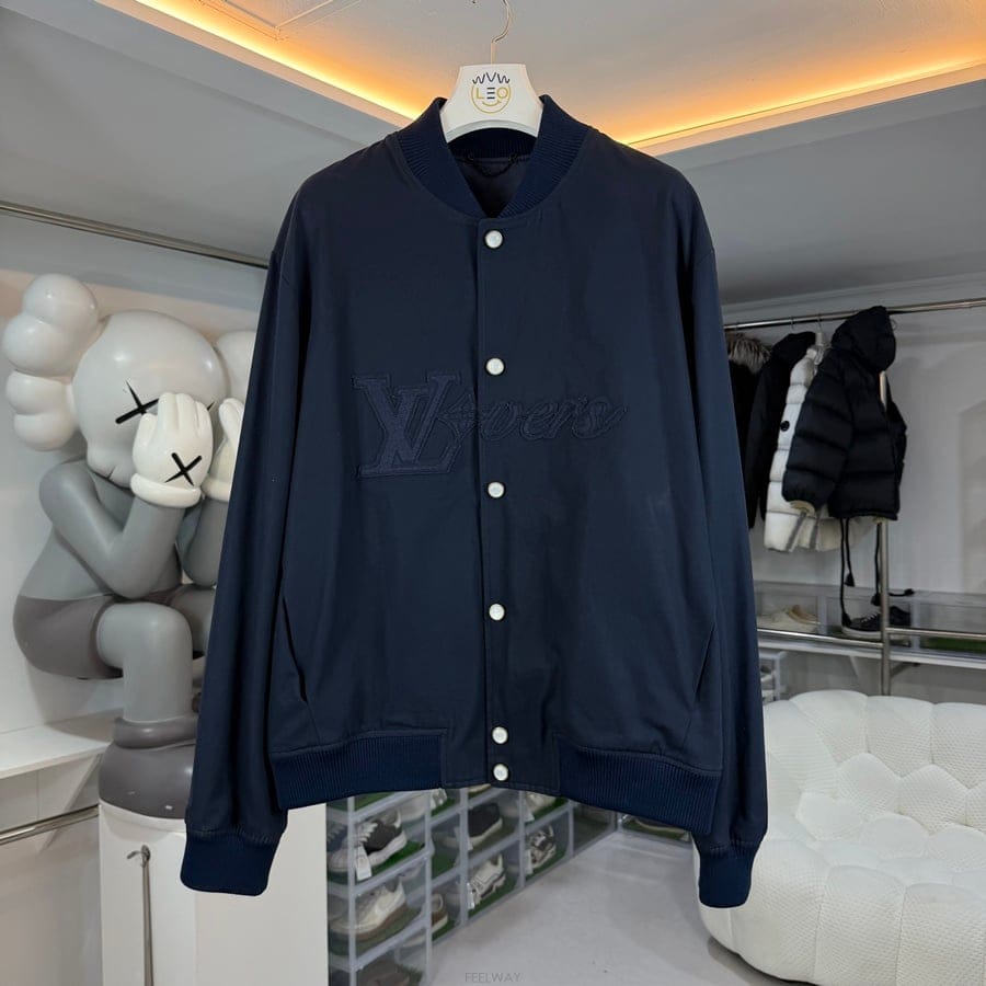 Louis Vuitton ���̺��� ������̴��� ��ư ���� ���Ϸ��̺��� ������̴��� ��ư ���� ����