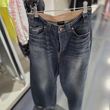 발렌시아가 남성 미디움 배기팬츠 824299 TRW62