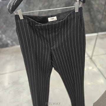 셀린느 스트라이프 남성 정장 팬츠 2P96A836E.38AW.46