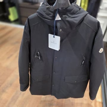 몽클레르 LIVRADOIS 남성 패딩 자켓 K20911C00007 5983X