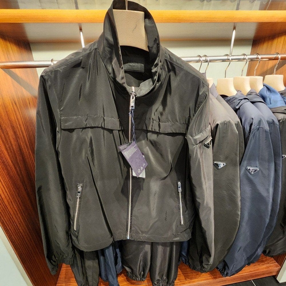 PRADA ����� �ﰢ�ΰ� ���� �ٶ����� ���� SGN998����� �ﰢ�ΰ� ���� �ٶ����� ���� SGN998
