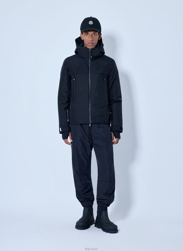 Moncler 26 F/W ��Ŭ���� BALMHORN �ĵ� �����ؽ� INSULATED B011231985826 F/W ��Ŭ���� BALMHORN �ĵ� �����ؽ� INSULATED B0112