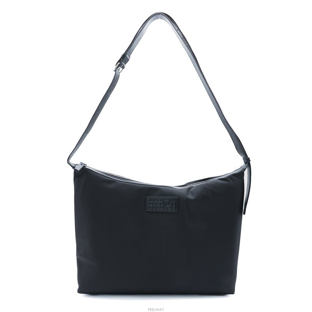 Maison Margiela MM6 ���� ���������� ���� ���Ϸ� ��� �� SB6WG0024P90 B1042318881MM6 ���� ���������� ���� ���Ϸ� ��� �� SB6WG0024P90 B