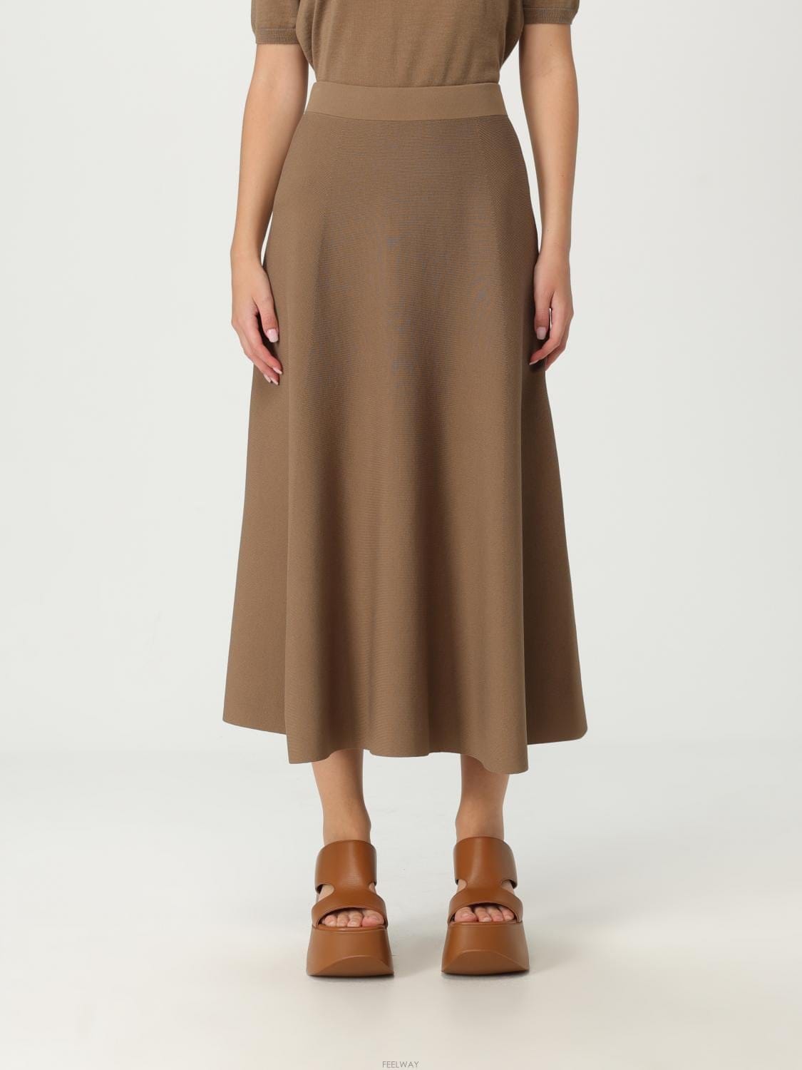 Max Mara [A6] �������� 2521306018600 ���� �̵� ��ĿƮ 2521306018600-004[A6] �������� 2521306018600 ���� �̵� ��ĿƮ 252130601