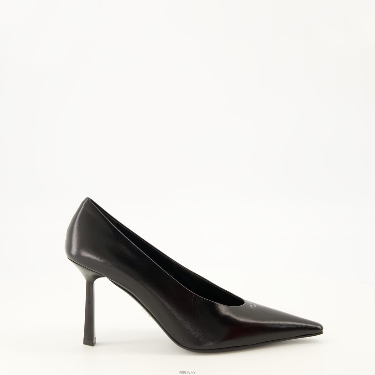 PRADA [A7] ����� 1I685O �������� ���� ���� ���� 1I685O F 090 54P Aucun avis[A7] ����� 1I685O �������� ���� ���� ���� 1I685O F 09