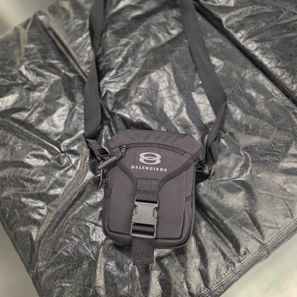 Balenciaga �߷��þư� ����Ƽ ũ�ν��ٵ� �Ŀ�ġ�� 801976 2AA5S 1000�߷��þư� ����Ƽ ũ�ν��ٵ� �Ŀ�ġ�� 801976 2AA5S 100