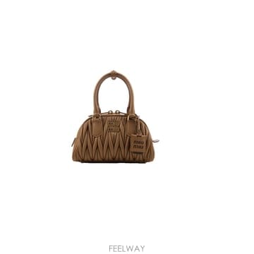 Miu Miu [W63]�̿�̿� 5BB191VOLOAN88 F098L ���� ��Ʈ�� ž�ڵ�� ���۹� BORSE A MANO[W63]�̿�̿� 5BB191VOLOAN88 F098L ���� ��Ʈ�� ž�ڵ�