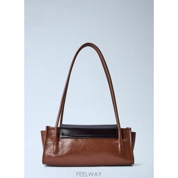 26 F/W 마르니 TRUNKETTE 레더 숄더 백 SBMP0310U B0112329300
