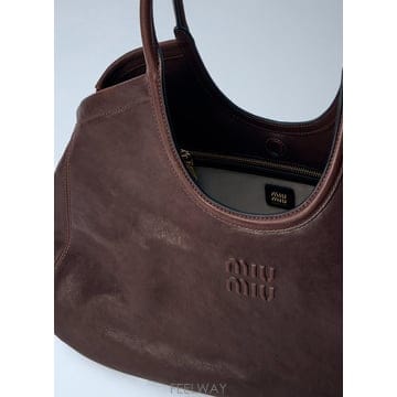 26 F/W 미우미우 아이비 나파 레더 쇼핑 백 5BG342 2BBL B0112329309