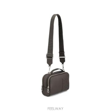 Loewe 26FW �ο��� �̴� ī�޶� ũ�ν� �� C565R41 X051220 DARK GREY26FW �ο��� �̴� ī�޶� ũ�ν� �� C565R41 X051220 DARK