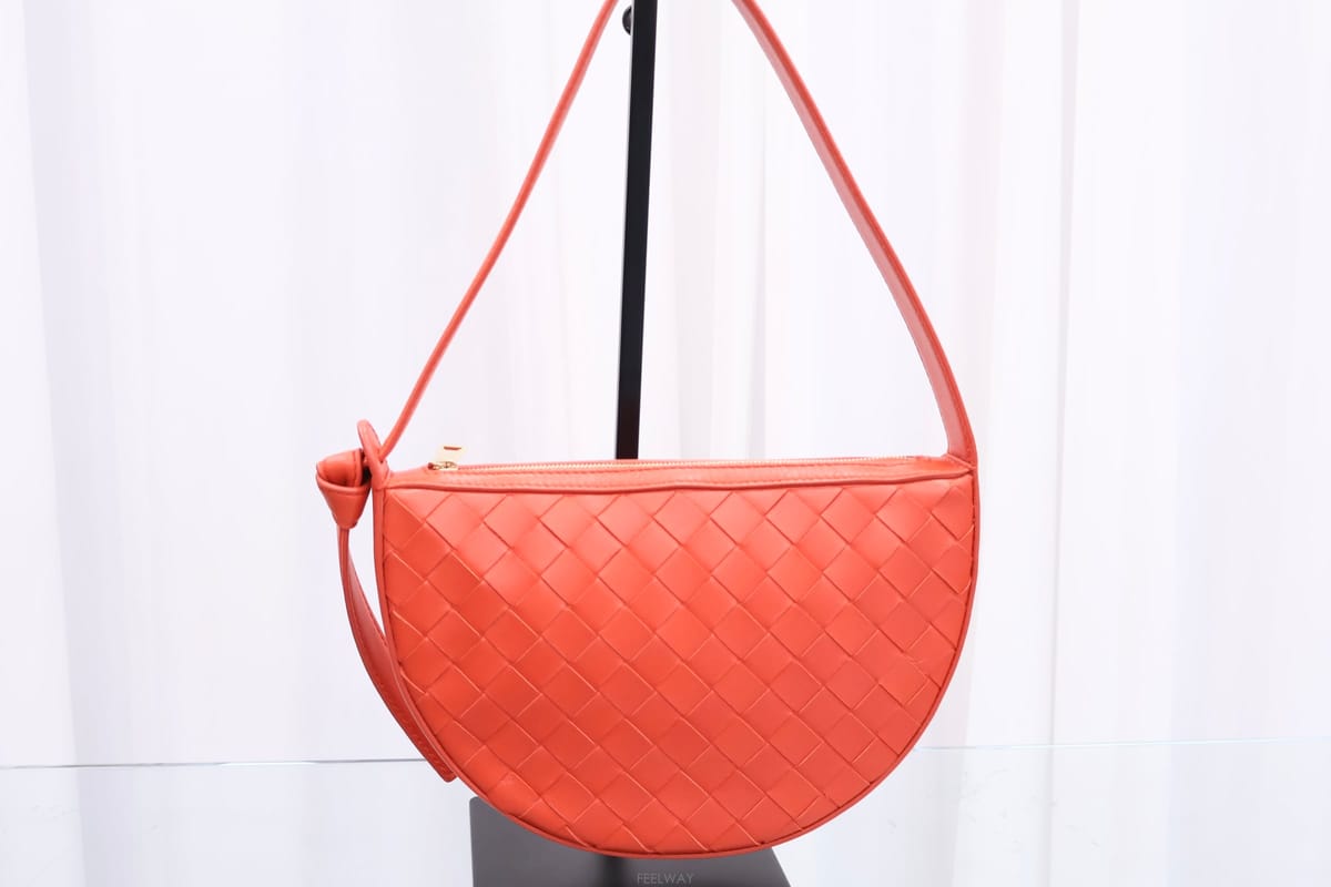 Bottega Veneta ���װ�����Ÿ �̴� �������� ƫ�� ����� 763747���װ�����Ÿ �̴� �������� ƫ�� ����� 763747