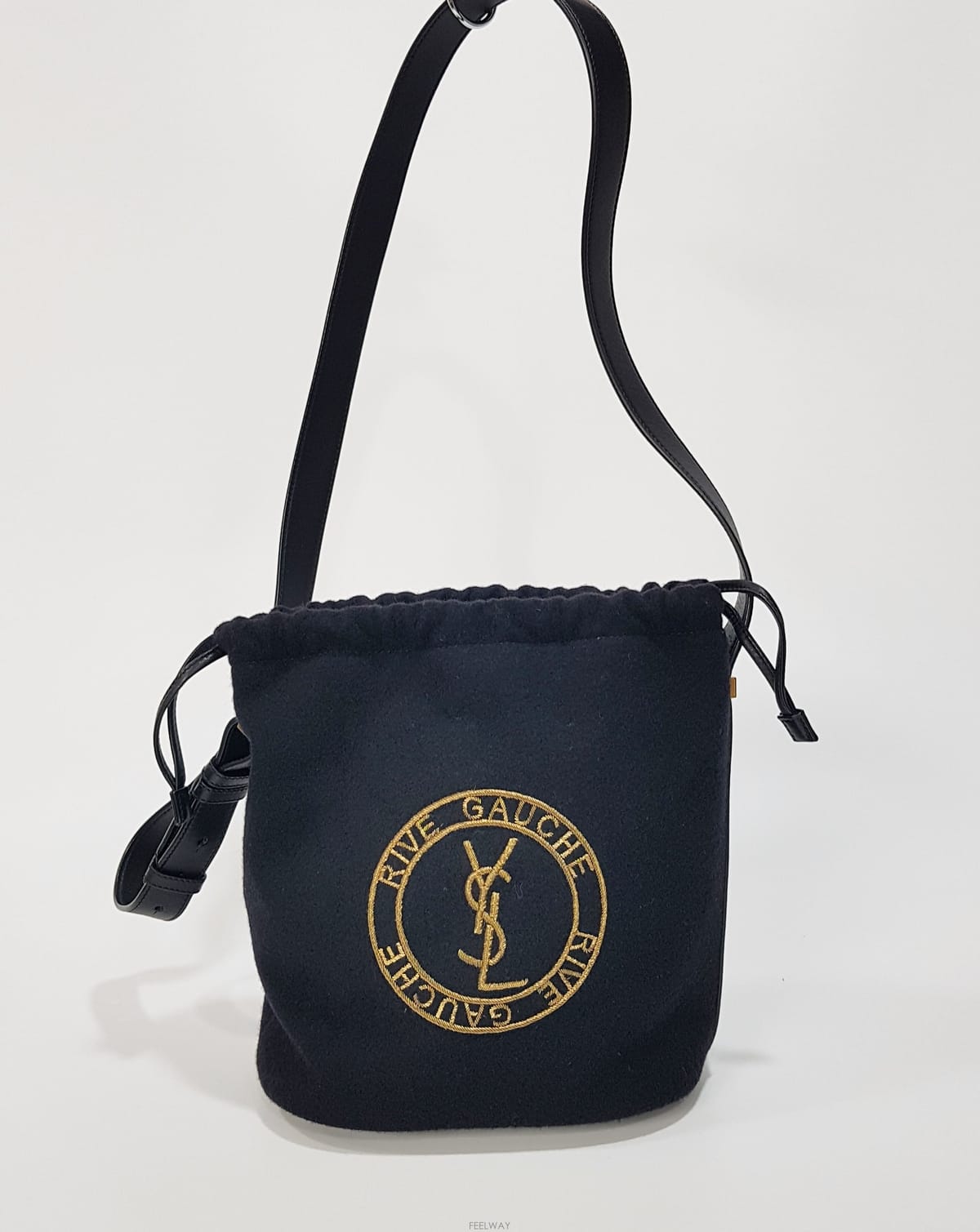 Saint Laurent ���ζ� ������� �ڼ� �� ��Ŷ�� 710261���ζ� ������� �ڼ� �� ��Ŷ�� 710261