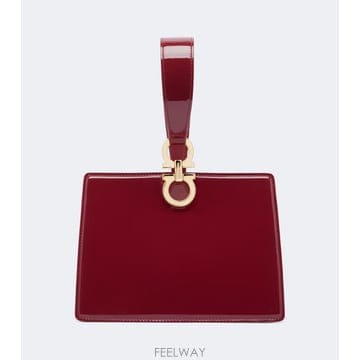Ferragamo ������� ��󰡸� �̴� ������Ʈ ���� Ŭ��ġ������� ��󰡸� �̴� ������Ʈ ���� Ŭ��ġ