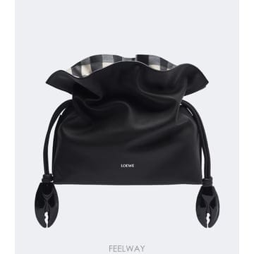 Loewe ������� �ο��� x Cosima von Bonin Flamenco �̵�� ���� Ŭ��ġ������� �ο��� x Cosima von Bonin Flamenco �̵�� ��