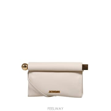 Jacquemus �δ��� JACQUEMUS ��ũ���� ���̺��� Ŭ��ġ���δ��� JACQUEMUS ��ũ���� ���̺��� Ŭ��ġ��