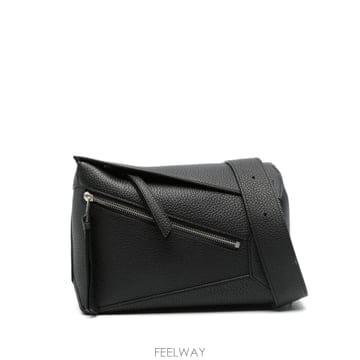 인더샵 LOEWE 로에베 블랙 벨트백