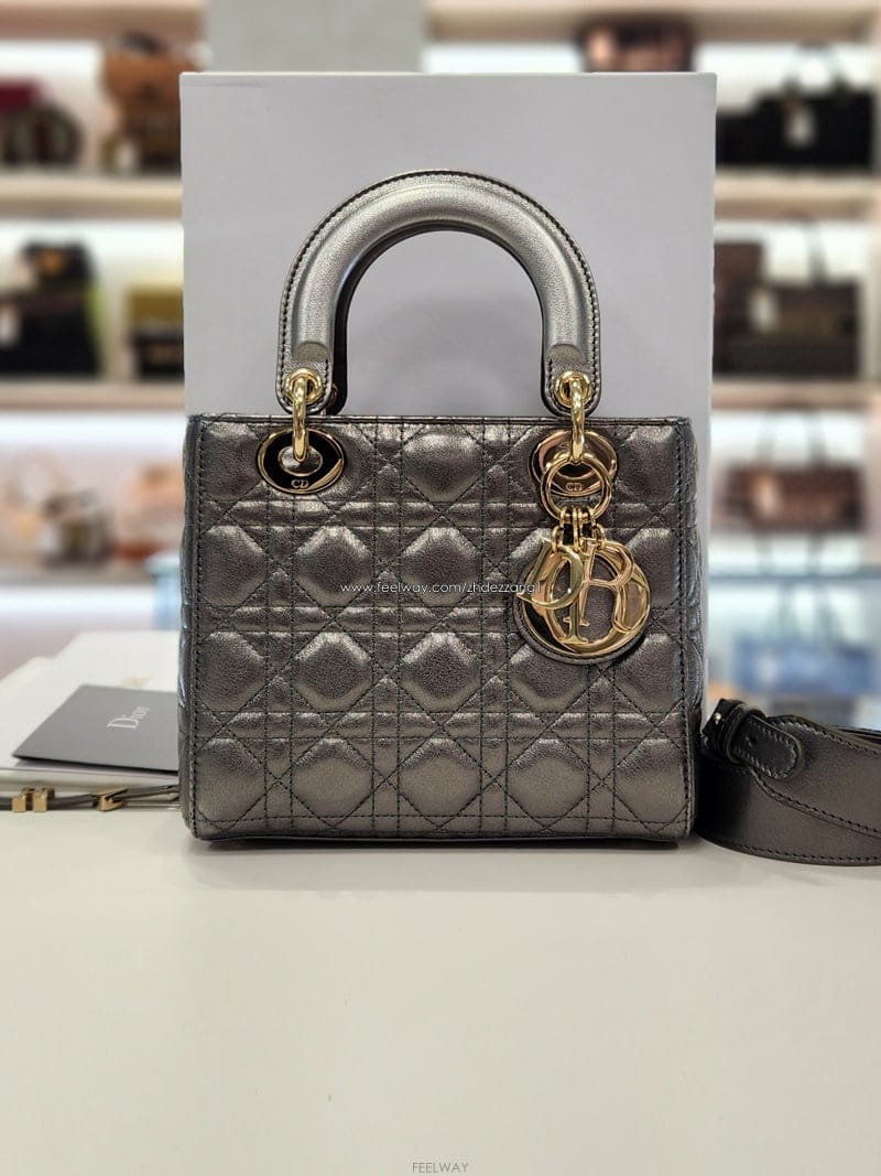 DIOR ��� ���̵�� ���� MY ABC ��Ʈ ����� ��Ż�� �� M0538OWEC��� ���̵�� ���� MY ABC ��Ʈ ����� ��Ż�� �� M0538O