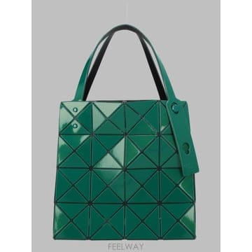 Issey Miyake 26FW �ٿ��ٿ� ��Ʈ�� BB68AG611 67 GREEN26FW �ٿ��ٿ� ��Ʈ�� BB68AG611 67 GREEN