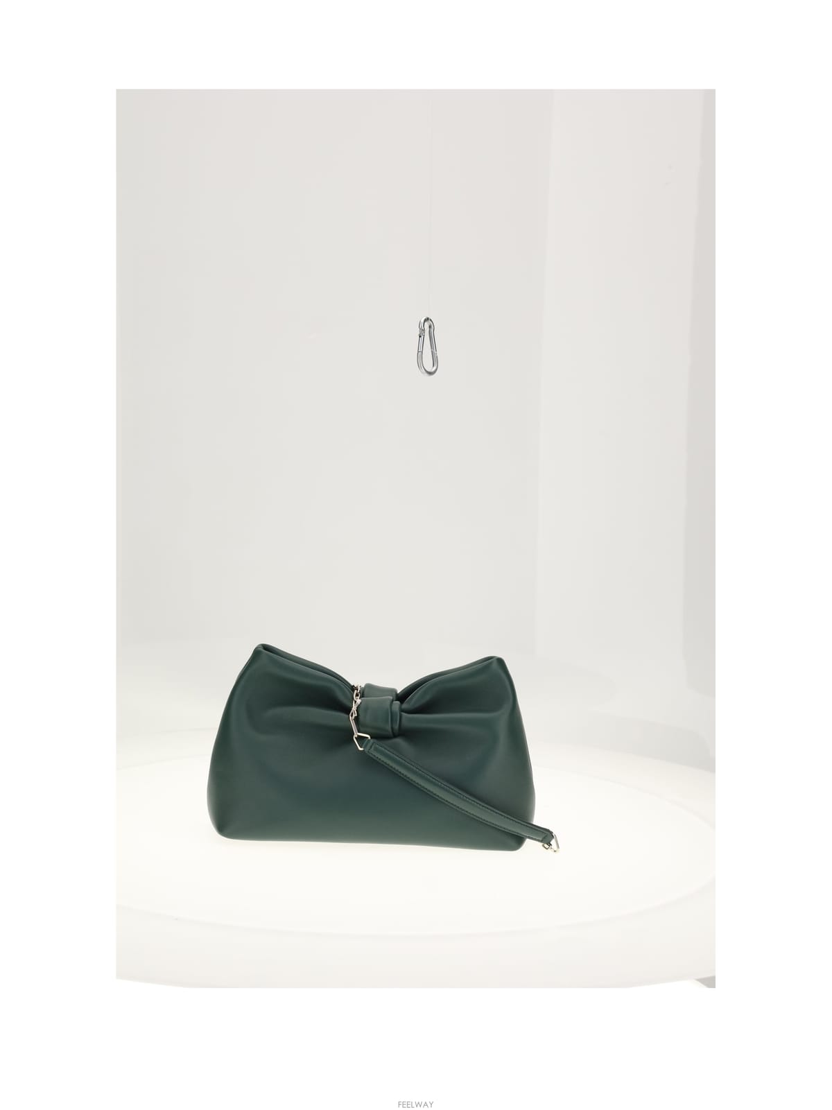 DIOR [B1] ũ������ ��� M0715OUQO Ŭ��ġ�� �Ŀ�ġ �ڵ�� ���� M0715OUQO05S[B1] ũ������ ��� M0715OUQO Ŭ��ġ�� �Ŀ�ġ �ڵ�� ��