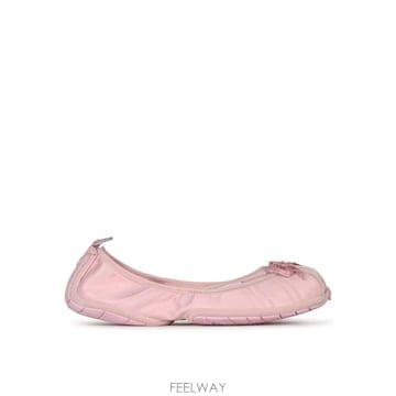 Balenciaga 26FW �߷��þư� �߷� ����Ŀ�� 871962 WBLLT5000 PINK26FW �߷��þư� �߷� ����Ŀ�� 871962 WBLLT5000 PINK