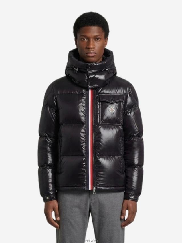 Moncler 26FW ��Ŭ���� ��ġ�ΰ� Montbeliard �ٿ����� [M] L2091 1A51X00 68950 99926FW ��Ŭ���� ��ġ�ΰ� Montbeliard �ٿ����� [M] L2091 